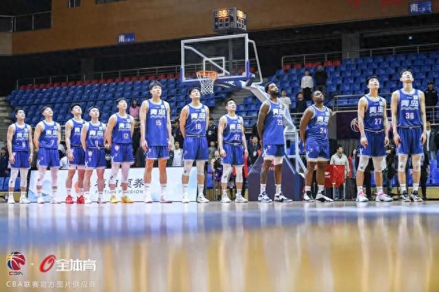  新主场揭幕战告捷，主场优势助力开门红  