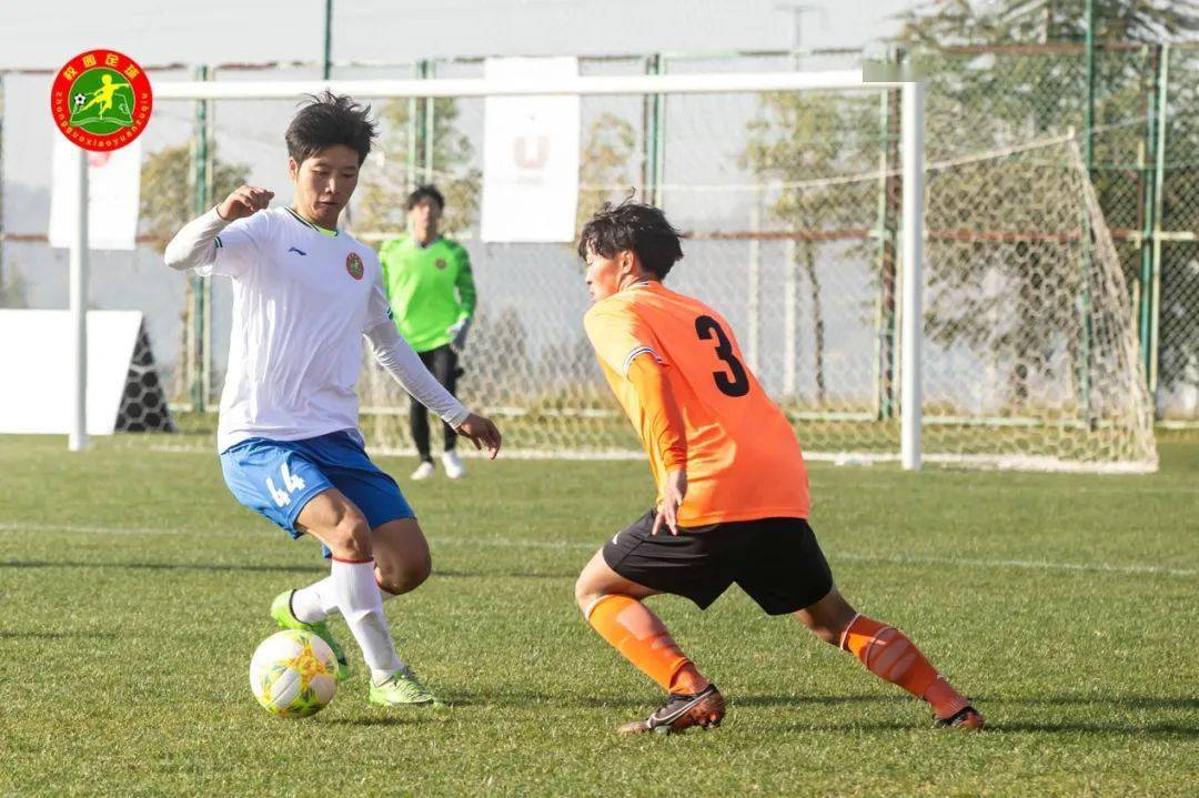 电竞少年逐梦赛场展现青春风采 电竞少年逐梦赛场展现青春风采