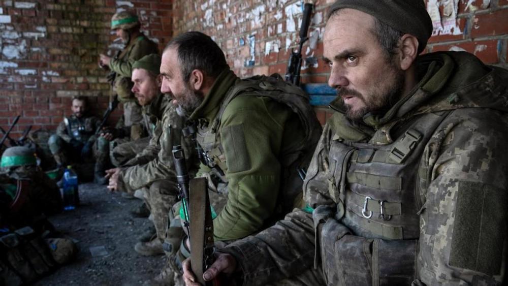  电竞赛场惊心动魄上演绝地反击